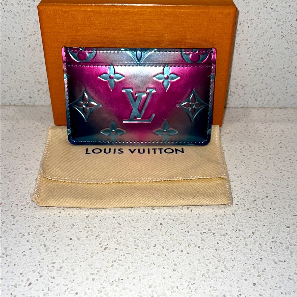 Louis Vuitton Limited Edition Valentine’s Day Ombre Card Case